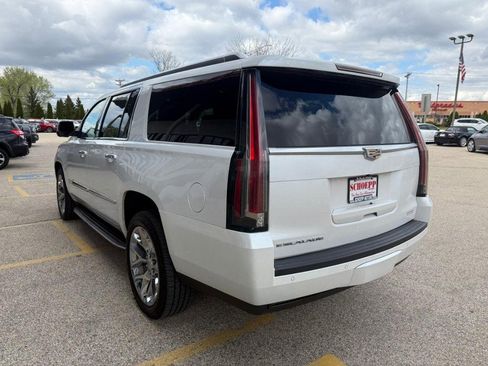 Used 2016 Cadillac Escalade ESV Premium AWD/4WD image 7