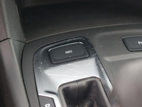 Used 2024 Chevrolet Equinox LT AWD/4WD image 30