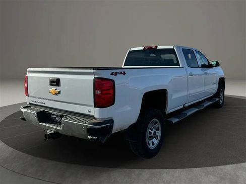 Used 2018 Chevrolet Silverado 2500 LT AWD/4WD image 5