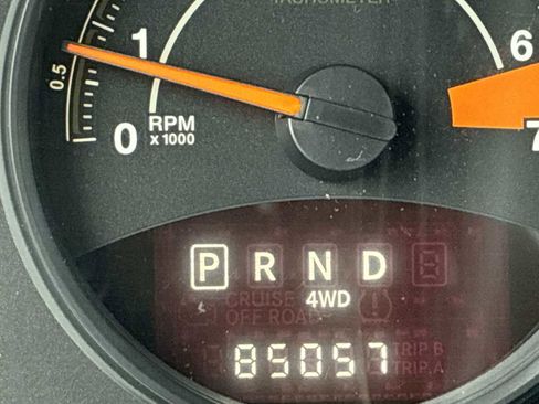 Certified 2016 Jeep Patriot Latitude image 10