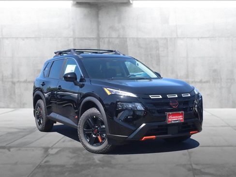 New 2026 Nissan Rogue SV AWD/4WD image 2