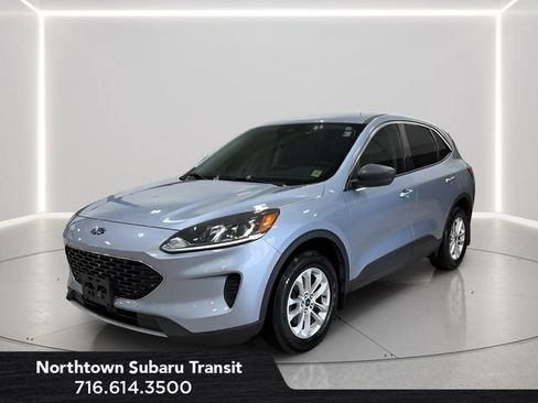 Used 2022 Ford Escape SE w/ Convenience Package AWD/4WD image 1