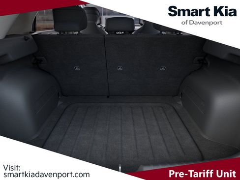 New 2025 Kia Niro LX image 19