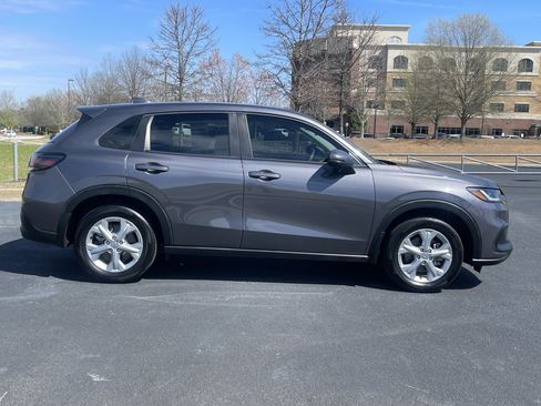 Used 2023 Honda HR-V LX image 10