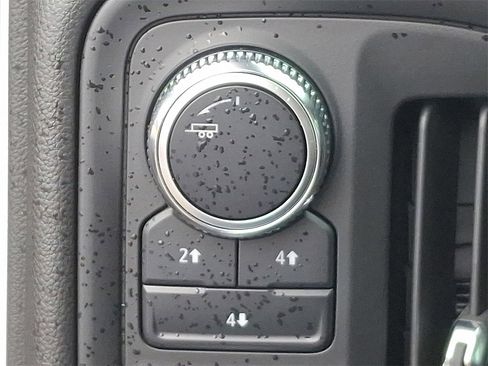 Used 2024 GMC Sierra 2500 Pro w/ Convenience Package image 24