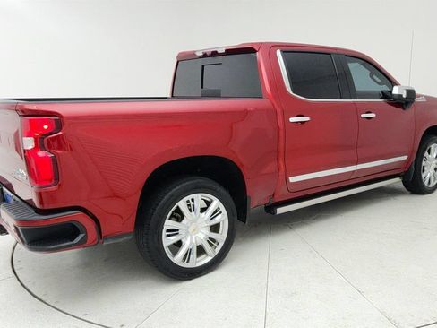 Used 2024 Chevrolet Silverado 1500 High Country w/ High Country Premium Package AWD/4WD image 7