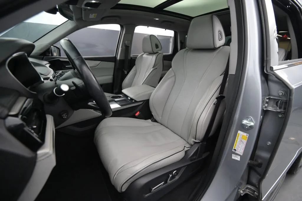 Used 2022 Acura MDX w/ Advance Package AWD/4WD image 39