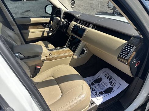 Used 2018 Land Rover Range Rover HSE AWD/4WD image 17
