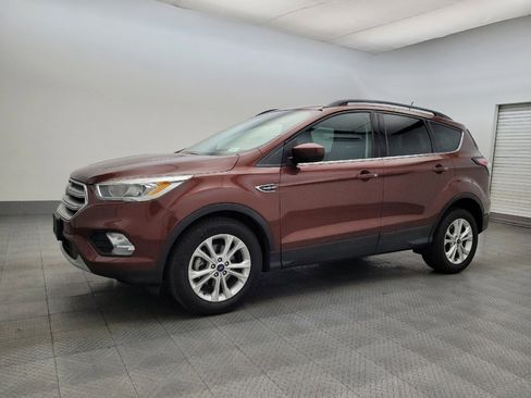 Used 2018 Ford Escape SEL image 2