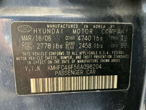 Used 2006 Hyundai Azera Limited FWD image 24