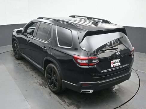 Used 2023 Honda Pilot Elite image 39
