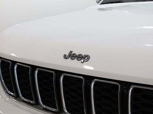Used 2021 Jeep Grand Cherokee L Limited AWD/4WD image 11