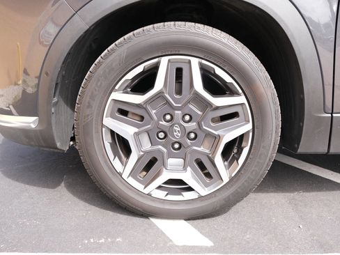 Used 2021 Hyundai Santa Fe Limited w/ Cargo Package image 13