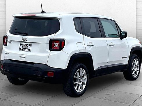 Used 2023 Jeep Renegade Latitude AWD/4WD image 14