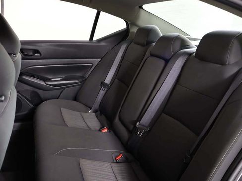 Used 2023 Nissan Altima 2.5 SV w/ SV Premium Package FWD image 33