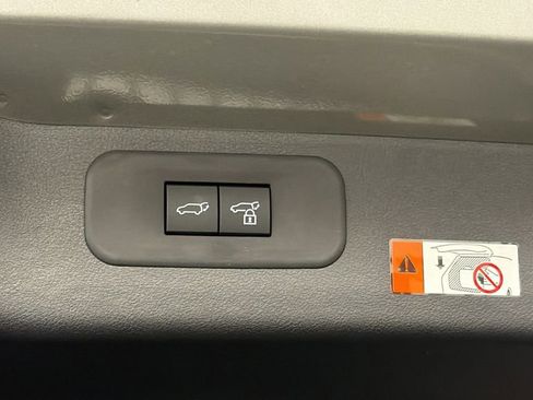 New 2026 Lexus TX 500h AWD image 9