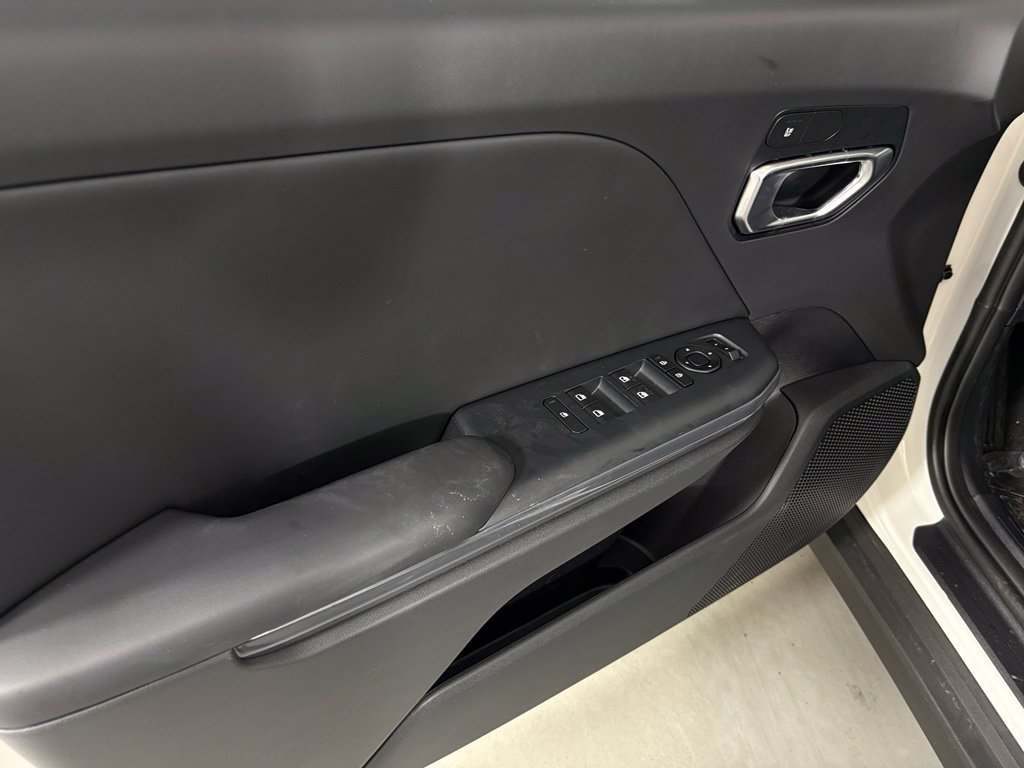 New 2026 Kia K4 EX FWD image 14