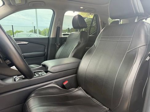 Used 2023 Honda Pilot Elite image 11