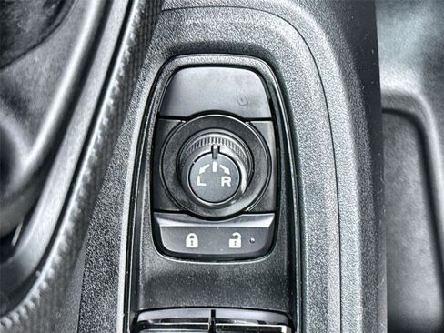 Used 2024 Subaru Crosstrek 2.5i Wilderness w/ Crosstrek Mirror Package image 15