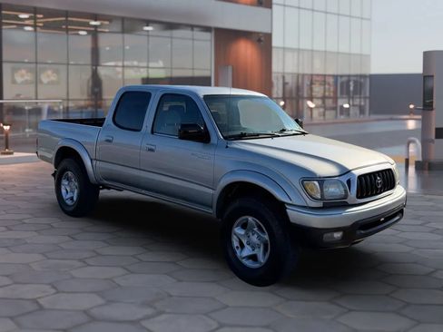 Used 2001 Toyota Tacoma 4WD 4D image 1