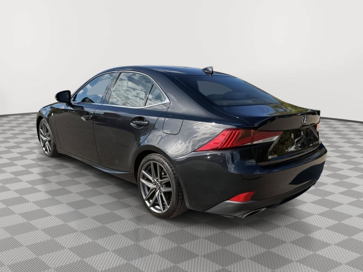Used 2019 Lexus IS 300 F Sport w/ F Sport Package AWD/4WD image 5