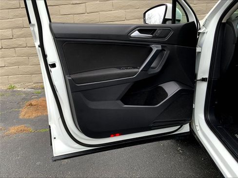 Used 2019 Volkswagen Tiguan S w/ Driver Assistance Package FWD image 22