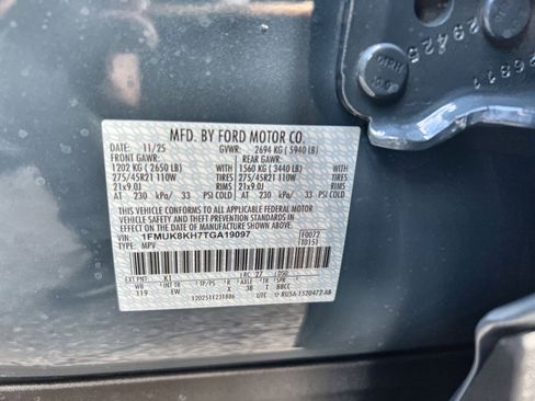 New 2026 Ford Explorer ST-Line w/ ST-Line Street Pack image 30