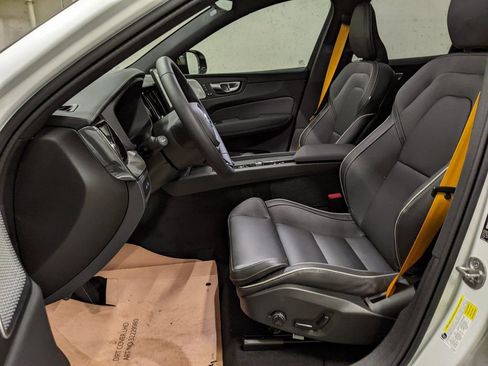 New 2026 Volvo XC60 T8 Polestar w/ Protection Package Premier AWD/4WD image 11