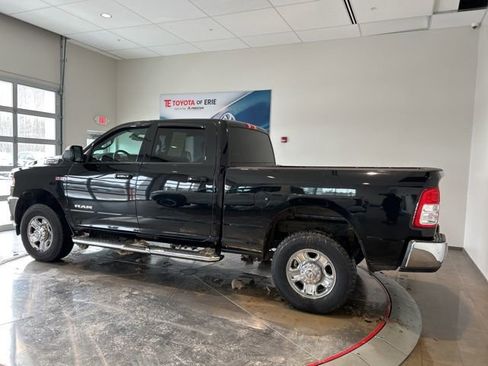 Used 2021 RAM 2500 Big Horn AWD/4WD image 3