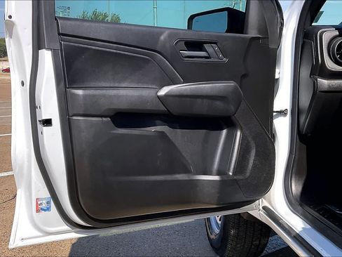Used 2026 Chevrolet Colorado W/T w/ WT Convenience Package II RWD image 26