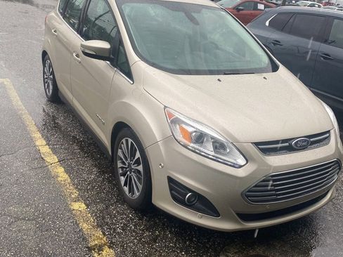 Used 2017 Ford C-MAX Titanium w/ Equipment Group 301A image 2