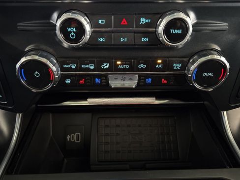 Used 2025 Ford F150 Raptor image 18