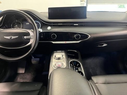 Used 2025 Genesis GV70 2.5T AWD/4WD image 21