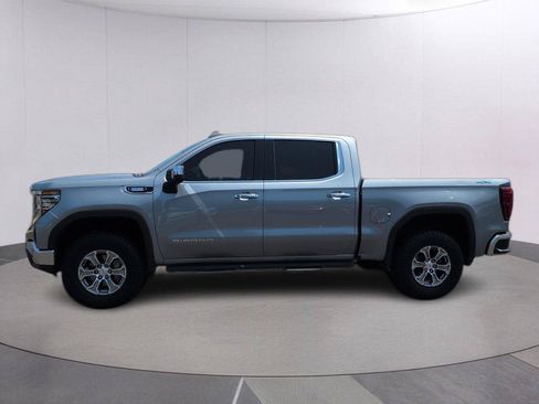 Used 2024 GMC Sierra 1500 SLT AWD/4WD image 2