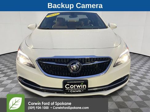 Used 2018 Buick LaCrosse Essence image 7