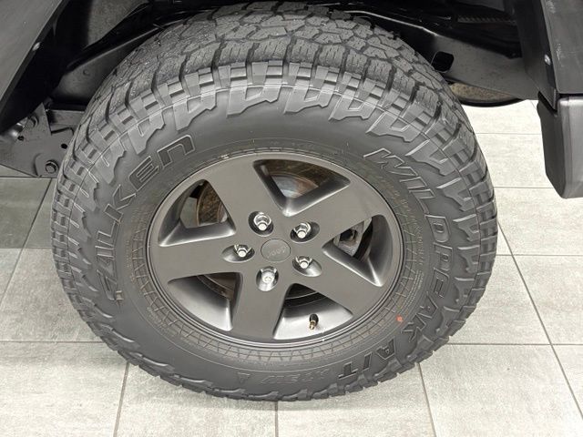 Used 2016 Jeep Wrangler Unlimited Sport AWD/4WD image 7