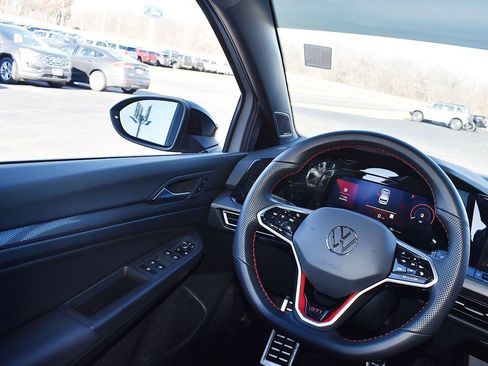 Used 2024 Volkswagen GTI SE image 19