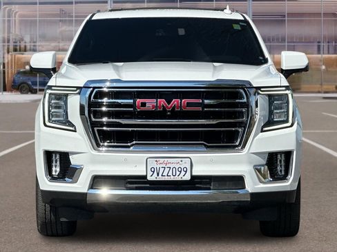 Used 2021 GMC Yukon XL SLT w/ Rear Media and Nav Package AWD/4WD image 6