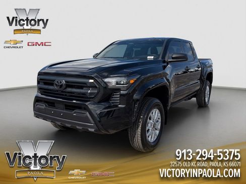 Used 2024 Toyota Tacoma SR AWD/4WD image 1