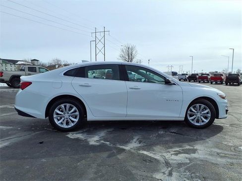 Used 2025 Chevrolet Malibu LT image 30