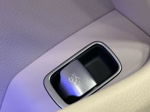 Certified 2023 Mercedes-Benz EQS 450+ 4MATIC Sedan image 21