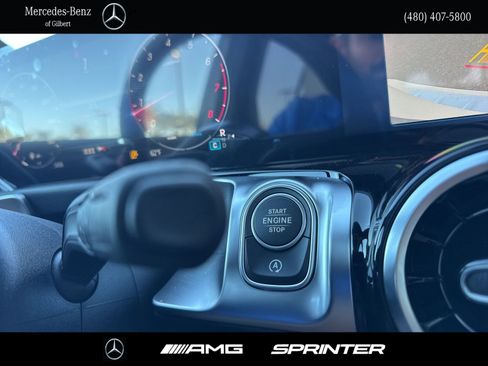 New 2026 Mercedes-Benz GLB 250 image 28