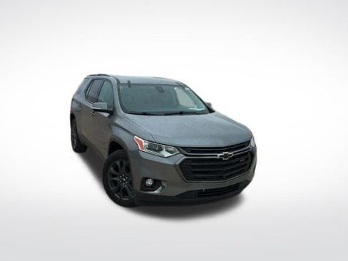 Used 2020 Chevrolet Traverse RS FWD image 3