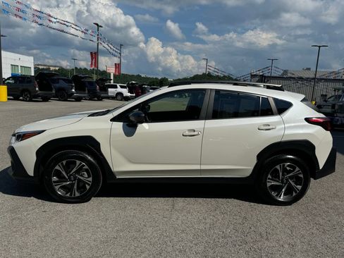 Used 2025 Subaru Crosstrek 2.5i Premium AWD/4WD image 4