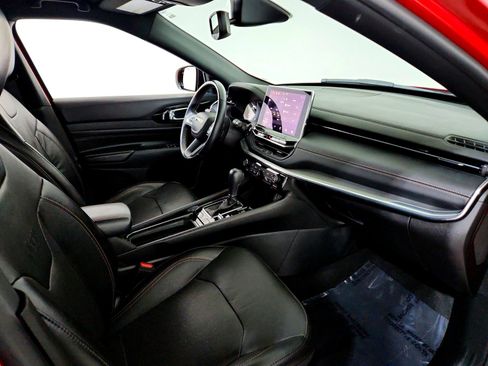 Used 2022 Jeep Compass Limited image 19