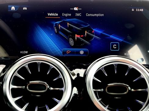 Certified 2025 Mercedes-Benz GLA 35 AMG 4MATIC image 40