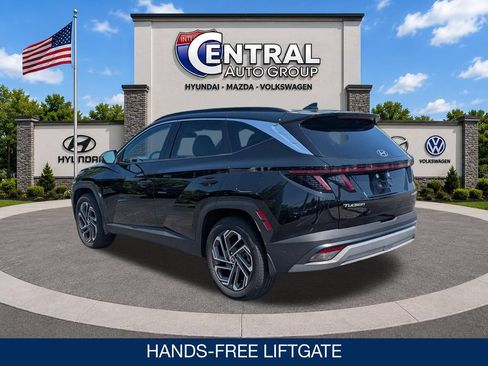 Used 2025 Hyundai Tucson Limited AWD/4WD image 6