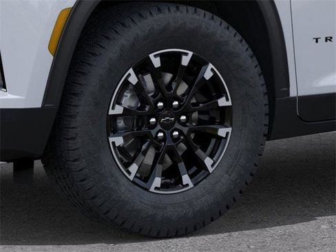 New 2026 Chevrolet Traverse Z71 w/ Driver Confidence Package image 9