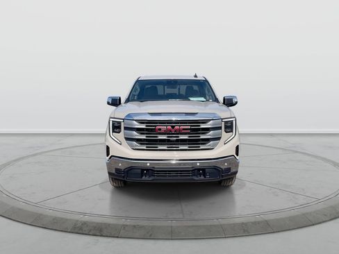 New 2026 GMC Sierra 1500 SLE w/ Preferred Package AWD/4WD image 3