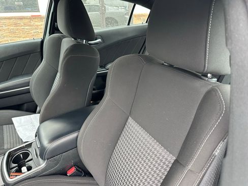 Used 2023 Dodge Charger GT image 3